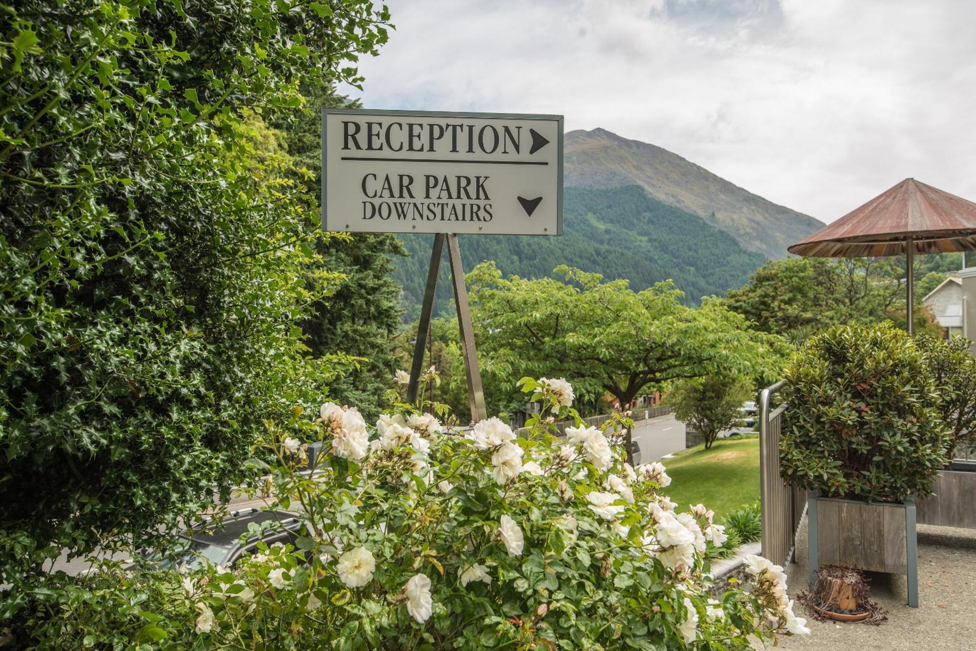 Coronation Lodge Квинстаун Экстерьер фото